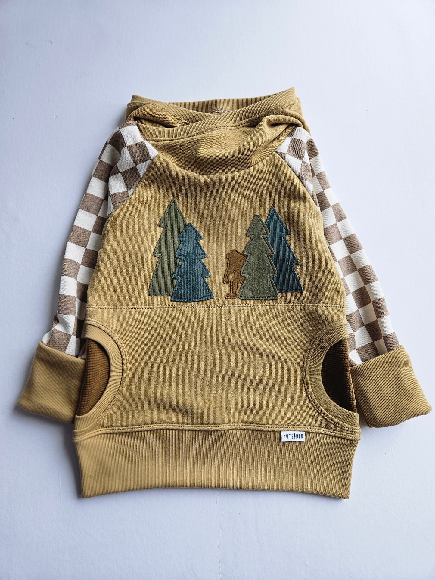 3-6 Years Bigfoot Outsider Grow With Me Hoodie