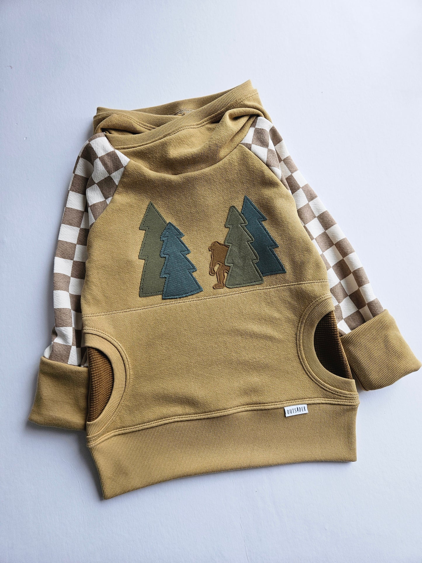 3-6 Years Bigfoot Outsider Grow With Me Hoodie