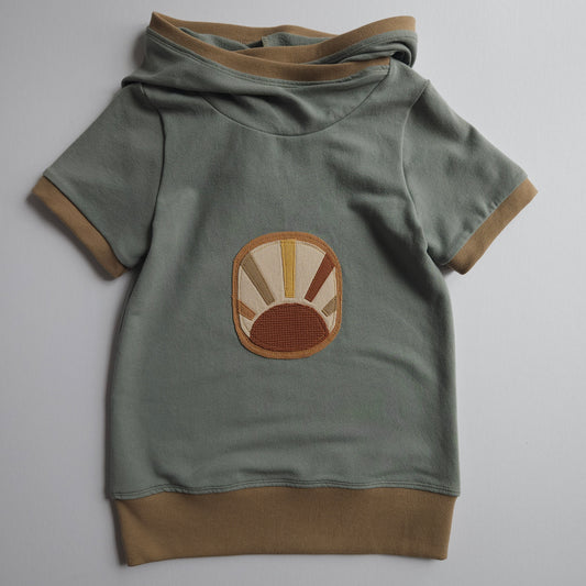 9-12Y SUNSHINE HOODED TEE- GROW WITH ME HOODED TEE