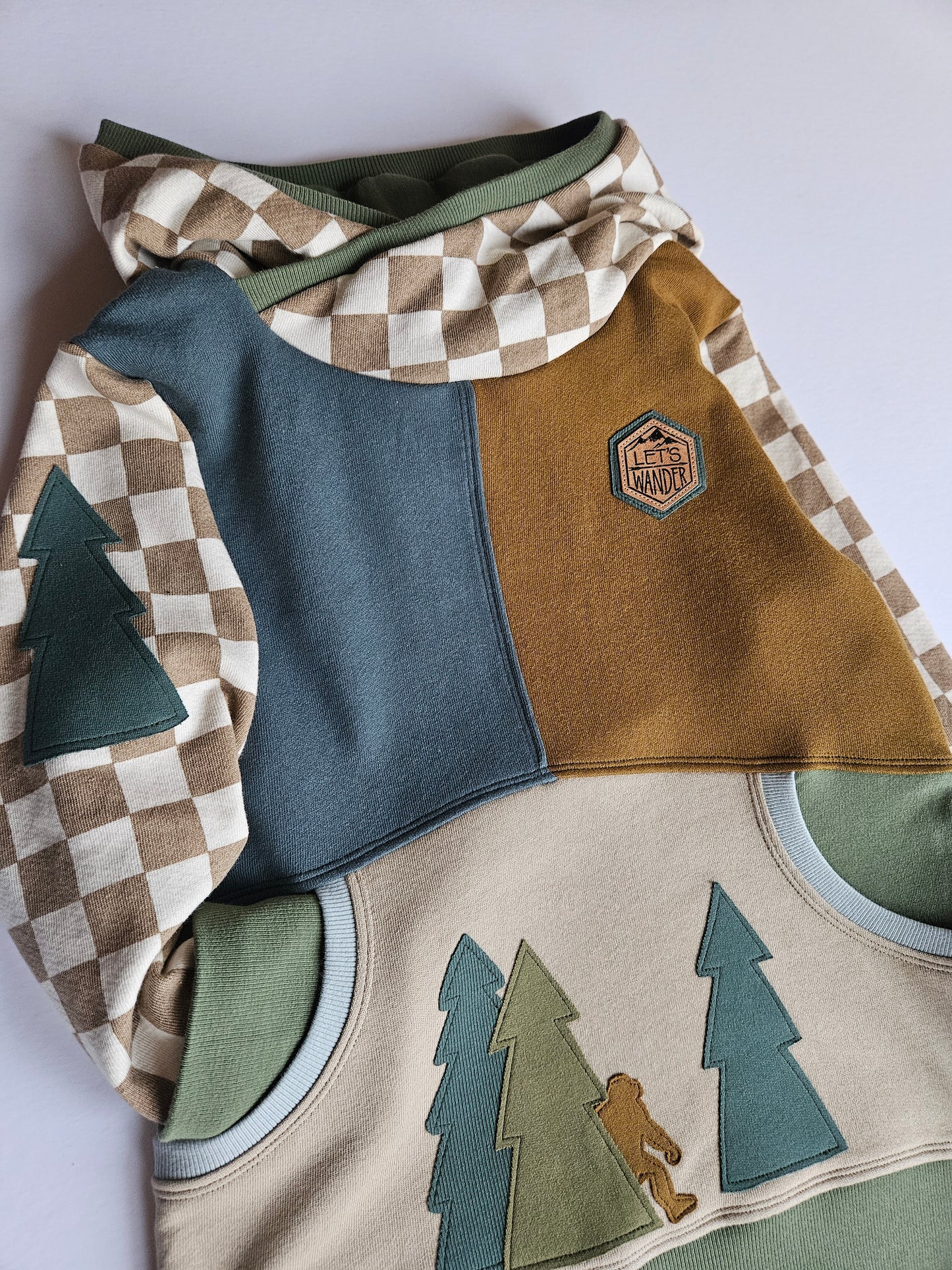 9-12 Years Bigfoot Grow With Me Hoodie