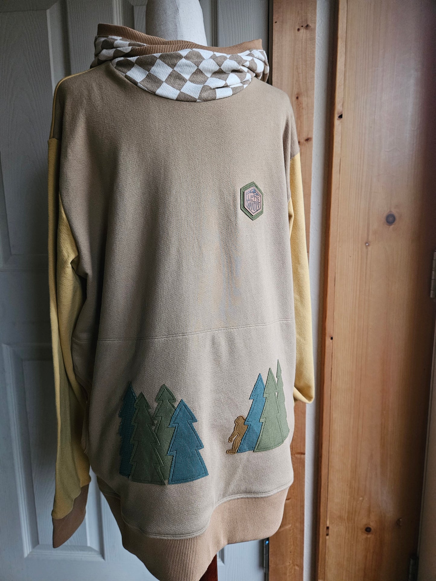 XL Men's Hoodie- Bigfoot