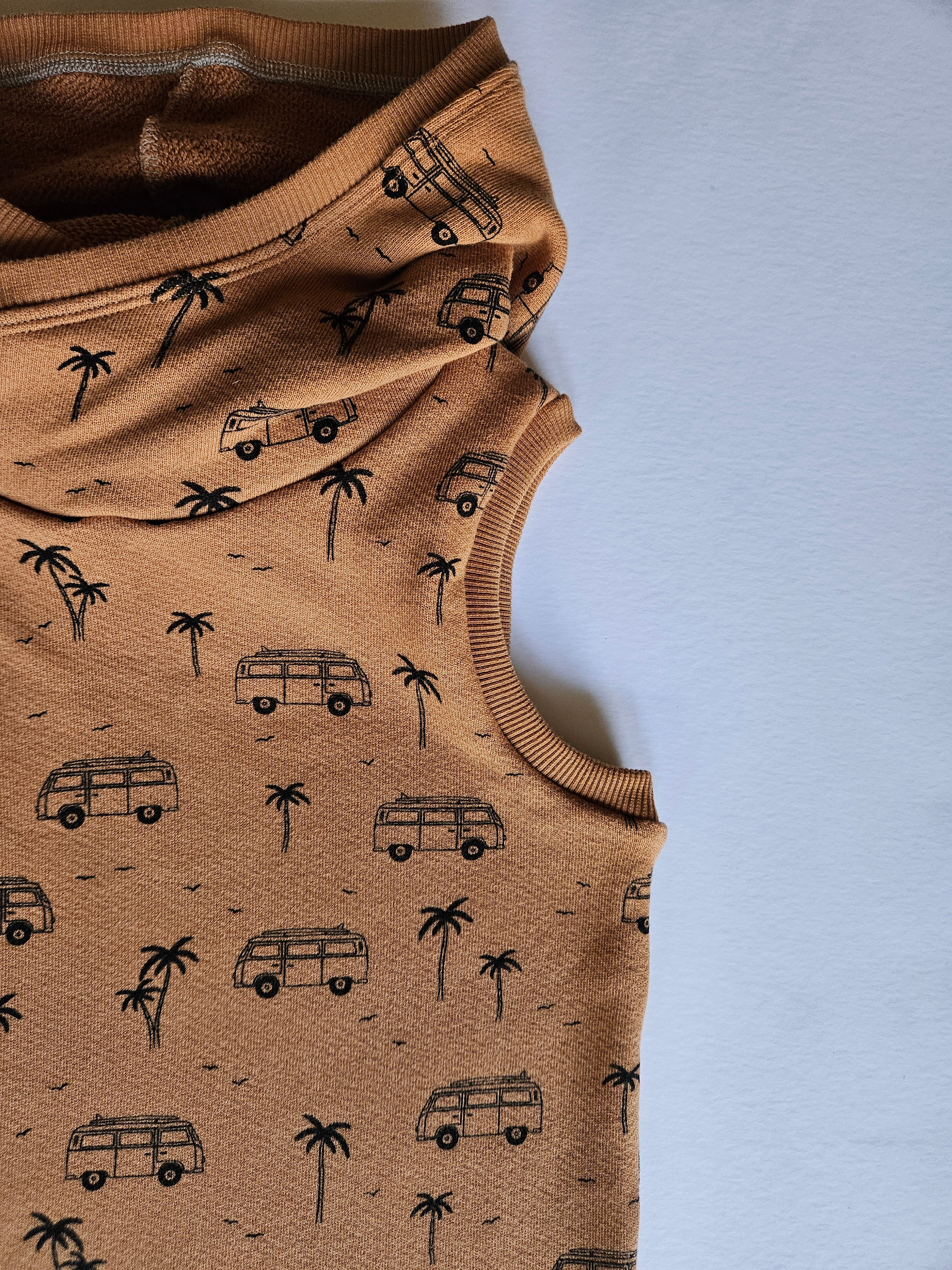 6Y-9Y Vans Amber Hooded Tank Grow With Me