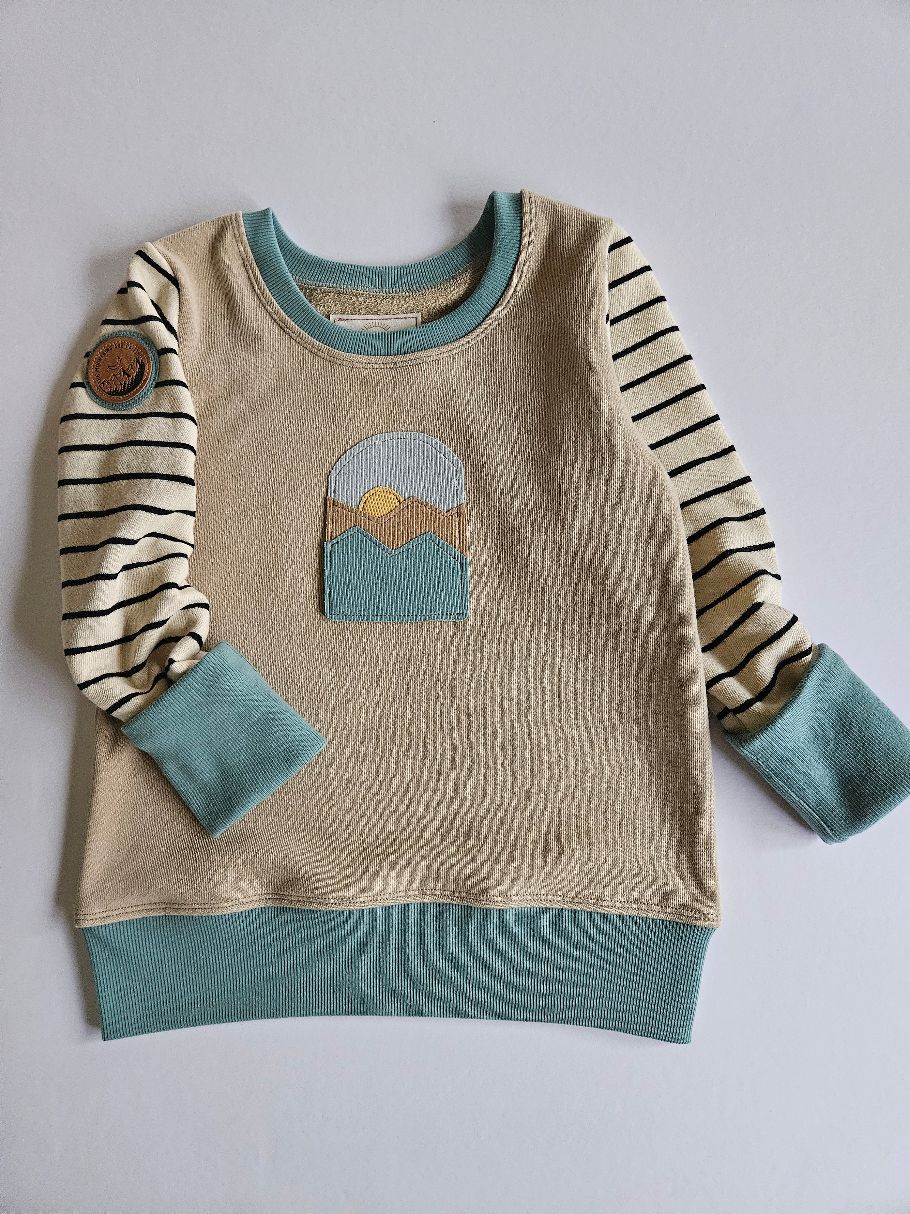 4-7 Years Mountains Grow With Me Hoodie